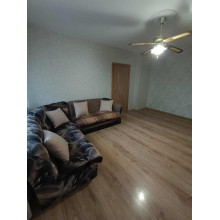 Бичкиня тристаен тухлен ID333